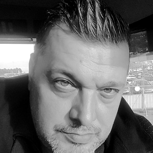 Profil de Adin